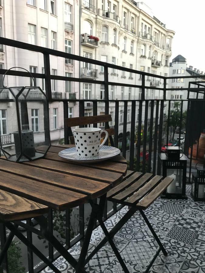 Apartamento Warszawa Hoza Exterior foto